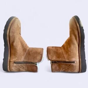 Ugg classic mini abree ii US woman's 7